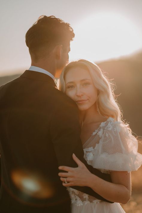 young couple in black tie wedding attire elope on a mountain, surrounded by tall grass, the sun setting in the background Elopement North Carolina, Private Elopement, Nc Elopement, Nature Elopement, Fall Mountain Wedding, Mountain Wedding Photos, Hiking Elopement, Outdoor Elopement, Mountain Girl