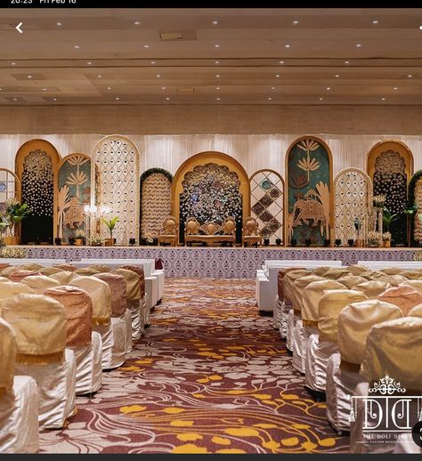 Backdrop Design Ideas, Backdrop Decoration Ideas, Wedding Stage Decoration Ideas, Marriage Hall Decoration, Stage Decoration Ideas, Marriage Hall, Indian Wedding Stage, Wedding Banquet Hall, Wedding Stages