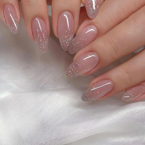 Cute Nail Designs For Weddings, Pretty Nails Flowers, Subtle Glitter Ombre Nails, Gradient Nails Design, Dusty Pink Nail Designs, Gel Nails Iridescent, Light Pink Nails With Glitter Design, Get X Nails, Marine Ball Nails