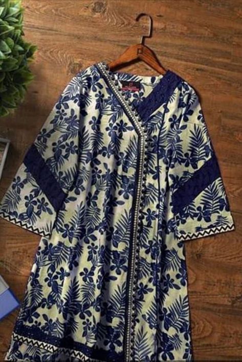 Designer kurties designs ideas 2022 Kurtis Design, Simple Dress Casual, Stylish Kurtis, Latest Dress Design, Womens Trendy Dresses, Pakistani Fashion Casual, Trendy Shirt Designs, Desi Fashion Casual, Stylish Short Dresses