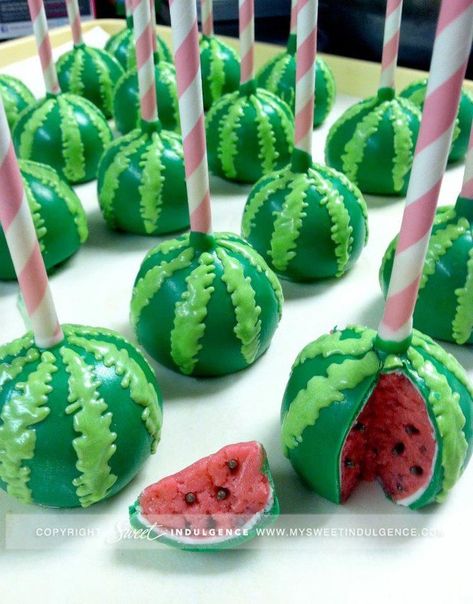 Watermelon Cake Pops, Watermelon Birthday Parties, Picnic Theme, Fingerfood Party, Watermelon Cake, Watermelon Party, Watermelon Birthday, Dessert Bar, Deilig Mat