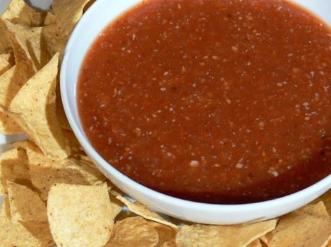 Homemade hot sauce is a common sight on dinner tables and restaurants across Mexico. It's easy to make your own, and you'll love the fresh taste of your own homemade hot sauce.     This recipe makes use of a really common technique in Mexican... Authentic Mexican Hot Sauce Recipe, Mexican Hot Sauce Recipe, Homemade Mexican Salsa, Mexican Sauce Recipes, Mexican Hot Sauce, Hot Sauce Recipe, Mexican Salsa Recipes, Authentic Mexican Recipes, Homemade Hot Sauce