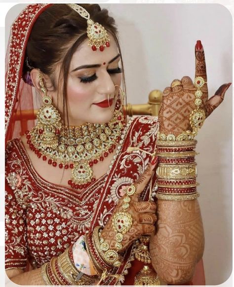 Dulhan Pic, New Dulhan Pose, Wedding Dulhan Pose, विवाह की फोटोग्राफी की मुद्राएं, विवाह की दुल्हन, Marriage Poses, शादी की तस्वीरें, Indian Bride Poses, Indian Bride Photography Poses