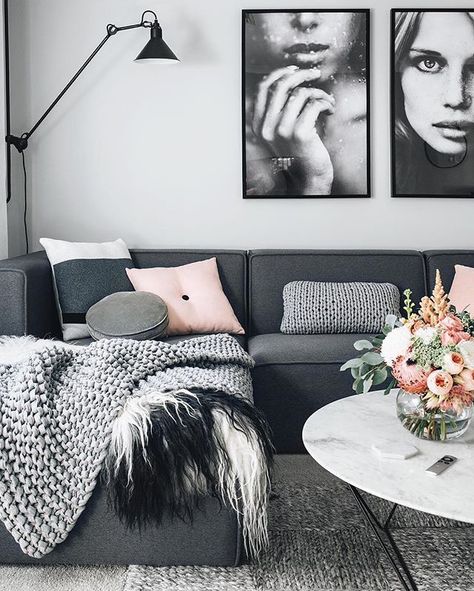 Interior dreams. #goals : @oh.eight.oh.nine Living Room Decoration Ideas, Room Decoration Ideas, Small Apartment Living Room, Funky Decor, Interiors Dream, Small Apartment Living, Living Room Decoration, Studio Decor, Living Room Decor Apartment