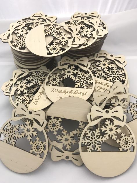 Lézervágott Fa, Engraved Christmas Ornaments, Glowforge Projects, Glowforge Ideas, Glow Forge, Laser Cut Ideas, Laser Cut Wood Crafts, Laser Engraved Ideas, Engraving Ideas