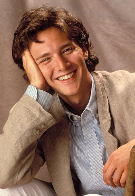 Andrew McCarthy St Elmos Fire, Andrew Mccarthy, Brat Pack, 80s Celebrities, 27 Dresses, James Spader, Young Celebrities, Stars Then And Now, Good Looking Men