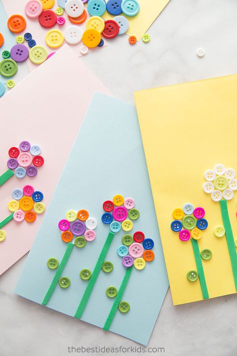 Flower Button Cards - these cards are perfect to make for Spring or Mother's day! Easy Mother's day cards made with buttons. Great for kids to make! #bestideasforkids Button Crafts For Kids, Easy Mother's Day Crafts, Crafts For Teens To Make, Spring Crafts For Kids, Easy Arts And Crafts, Heart Card, Flower Button, Mothers Day Crafts For Kids, Handprint Crafts