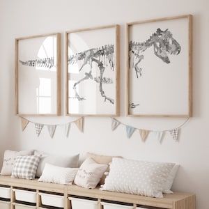 Sepia Art Print Dinosaur Nursery Art Watercolor Trex Bones - Etsy.de Toddler Dinosaur Room, Dinosaurs Painting, Dinosaur Toddler Room, Modern Boys Rooms, Dinosaur Boys Room, Sports Room Boys, Dinosaur Nursery Art, Minimalist Kids Room, Sepia Art