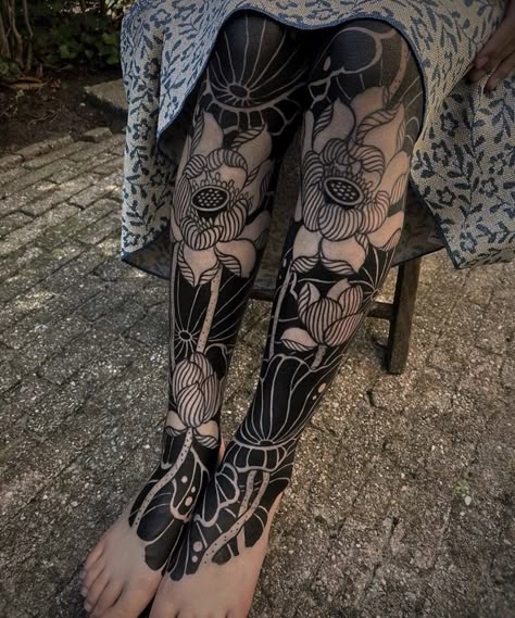 Black And White Tattoos, 42 Tattoo, 16 Tattoo, White Tattoos, Blackout Tattoo, Back Of Shoulder Tattoo, Tattoos Geometric, Leg Sleeve Tattoo, Instagram Tattoo