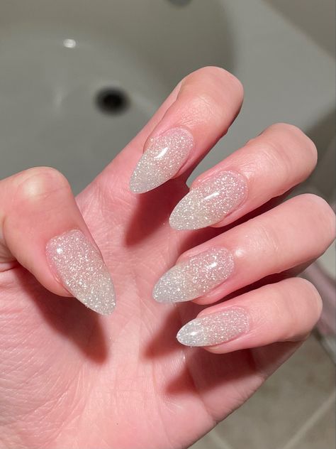 Chunky White Glitter Nails, White Shine Nails, Milky White Sparkly Nails, Nails For Silver Dress, Silver Glittery Nails, Nude Sparkle Nails, Nails Sparkle Glitter, Glitter White Nails, Glitter Almond Nails