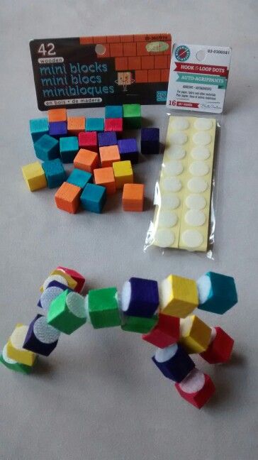 DIY Toddler activity-Velcro Lego! Dollar store craft blocks and velcro dots! $2 total cost. Awesome for plane rides!  Pin links to even more busy bag ideas! Diy Dollar Store Crafts Projects, Mainan Diy, Diy Projektit, Busy Boxes, Quiet Activities, Diy Toddler, Block Craft, Diy Dollar Store Crafts, Busy Bags