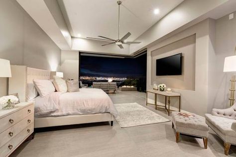 Luxury Bedroom Aesthetic Classy, Luxury Master Bedrooms Decor Classy, Luxury Master Suite, Mansion Bedroom, Bedroom With Balcony, Luxury Bedroom Master, Decor Ideas Diy, White Rooms, Bedroom Layouts