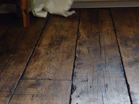 Rustic Hardwood Floors, Reclaimed Oak Flooring, Cottage Flooring, Barnwood Floors, Pine Wood Flooring, Pine Flooring, Rustic Wood Floors, Mountain Interiors, Reclaimed Wood Floors