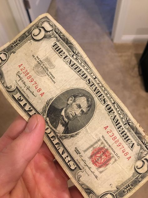 Got this 1963 five dollar bill as a tip delivering pizza. Five Dollar Bill, 5 Dollar Bill, Granny Picture, Fridge Photos, Apple Gift Card, 5 Dollar, Dollar Bill, Paper Money, Pizza