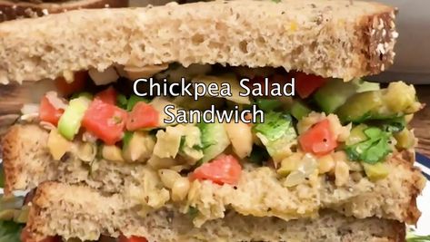 Chickpea Sandwich, Vegan Sandwich Recipes, Chickpea Salad Sandwich, Salad Pasta, Cake Vegan, Vegan Sandwich, Salad Sandwich, Chickpea Salad, Vegan Foods