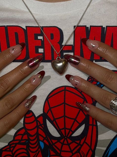 Y2k Nails Acrylic Black And White, Spider Man Nails Short Simple, Spider Man Valentines Nails, Spider Man Almond Nails, Spider Man Themed Nails, Nail Inspo Y2k Simple, Spidergirl Nails, Spiderman Nails Almond, 777 Nails Design