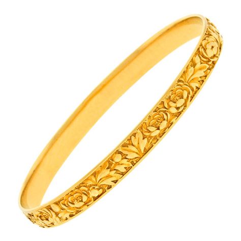 Plain Gold Bangles, Yellow Gold Bangle, Bangles Jewelry Designs, Tiffany Jewelry, Gold Bangles Design, Bangle Designs, Wedding Jewellery, Kinds Of Shoes, Gold Bangle Bracelet