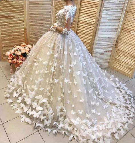 Dubai Wedding Dress, Butterfly Wedding Dress, Ivory Bridal Gown, Vintage Style Wedding Dresses, Wedding Dresses Lace Ballgown, Long Sleeve Ball Gowns, Long Sleeve Wedding Gowns, Bridal Ball Gown, Pink Wedding Dresses