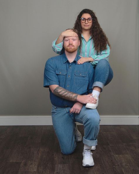 Funny Denim Family Pictures, Jcpenney Portraits Awkward, 80s Cringe Photoshoot, Goofy Sibling Pictures, 90s Awkward Couple Photoshoot, Mastermind Photo Shoot, Best Friend Jcpenny Photos, Awkward Photo Shoot Ideas, Jcpenney Photoshoot Funny