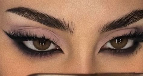 Do Eyes Makeup, Grey Day Concert Makeup, Hoco Eye Makeup Black Dress, Makeup That Photographs Well, Sharp Smokey Eye, Black Hoco Makeup, Seductive Makeup Looks For Brown Eyes, Senior Pictures Makeup Ideas, Catwoman Eye Makeup