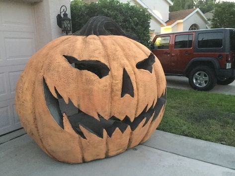 Giant Pumpkin Decoration, Diy Large Pumpkin Decoration, Giant Pumpkin Carving Ideas, Giant Pumpkin Diy, Large Pumpkin Carving Ideas, Diy Giant Pumpkin, Day After Halloween, Big Pumpkin, Halloween Forum