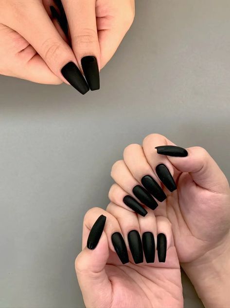 Excited to share the latest addition to my #etsy shop: Matte Finished Black Long Coffin Luxury Press On Nails https://etsy.me/3TiUiZJ #black #darknails #blacknail #mattenail #mattefinish #almondnails #longnails #coffinnails #pressonnails Coffin Extreme Nails, Black Nails Coffin Medium, Black Matte Coffin Nails, Black Nails Coffin, Black Matte Nails, Matted Nails, Black Coffin Nails, Coffin Nails Matte, Girly Acrylic