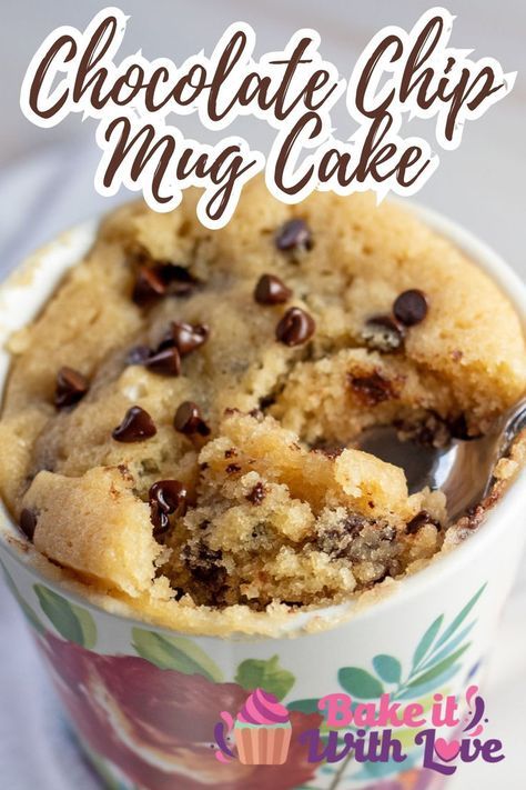 Enjoy a perfect single serving of dessert with this easy Microwave Chocolate Chip Mug Cake. Made in minutes, it's a delightful blend of rich chocolate chips in a moist, fluffy cake. Ideal for a cozy night in or a quick sweet treat. #Microwave #Dessert #ChocolateChip #MugCake #Dessert #Chocolate #Quick #Easy #BakeItWithLove Easy Microwave Desserts, Homemade Banana Bread Easy, Mugcake Recipe, Chocolate Chip Mug Cake, Microwave Dessert, Easy Mug Cake, Cake In A Mug, Chip Mug, Microwave Cake