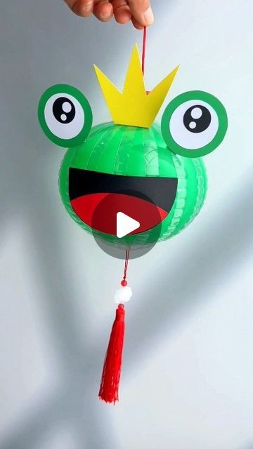 paper crafts creator on Instagram: "Use bottles and balloons to make a small frog lantern. It’s so cute #parentchild #handicraft #handmade #diy #fun #handmade #lantern #toy paper craft" Balloon Lanterns, Handmade Lanterns, Small Frog, Rabbit Crafts, Camping Crafts, Kids And Parenting, Paper Craft, So Cute, Lanterns