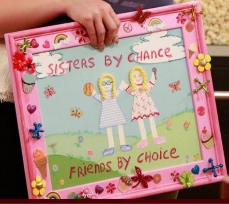 Bff Christmas Gifts, Sister Birthday Presents, Liv And Maddie, Love This Pic, Summer Scrapbook, I Knew It, Disney Jokes, Diy Crafts To Do, Camping Crafts