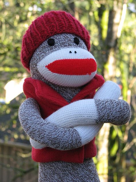 Sock Monkeys Diy, Sock Monkeys Tutorial, Sock Monkey Birthday Party, Sock Monkey Pattern, Crochet Sock Monkeys, Sock Monkey Dolls, Polymer Cane, Sock Monkey Party, Sock Monkey Birthday