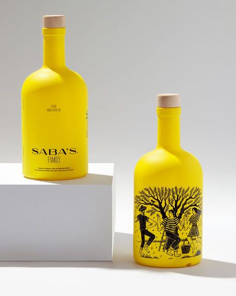 Spirits Packaging Design, Olive Oil Bottle Design, Olive Oil Brands, Olive Oil Packaging, Oil Packaging, Bottle Design Packaging, Cold Pressed Oil, Olive Oil Bottles, Packaging Labels Design