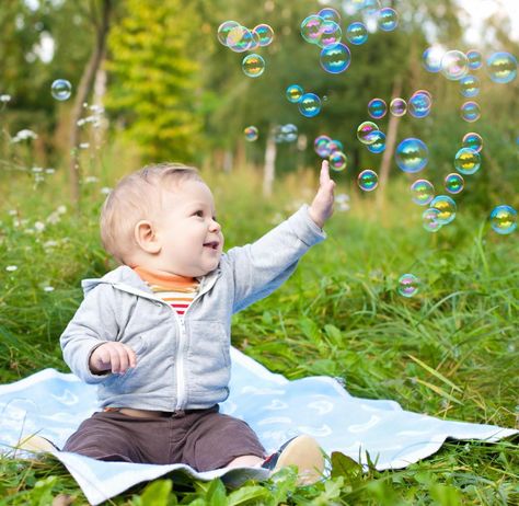 21 Developmental Activities and Play Ideas for 6 to 9 Month Old Baby - Just Simply Mom Baby Names Short, 6 Month Baby Picture Ideas, Unique Boy Names, Baby Fotografie, French Baby Names, Names Girl, Baby Photoshoot Boy, Baby Name List, 6 Month Old Baby