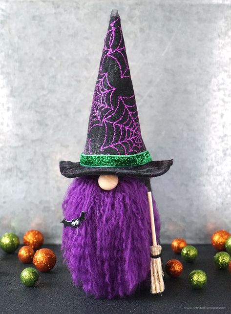 DIY Witch Gnome | artsy-fartsy mama Diy Backdrop Ideas, Halloween Ornaments Diy, Felt Witch, Diy Halloween Crafts, Felt Witch Hat, Diy Witch, Witch Gnome, Spooky Diy, Ideas For Parties