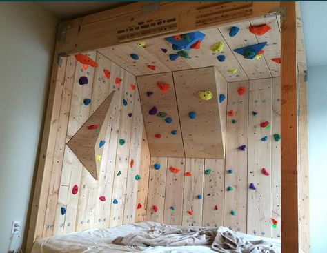 Top 10 Home Climbing Gym Designs – Send Edition Indoor Jungle Gym, Home Climbing Wall, Indoor Climbing Wall, Bouldering Wall, Diy Rocket, Climbing Walls, Indoor Rock Climbing, Kids Climbing, Ways To Wake Up