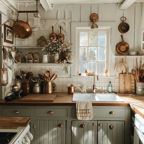 49 Must Have Elements For A Charming Yet Modern Cottage Kitchen - Edward George Maximalist Cottage Kitchen, Farm Cottage Kitchen, Modern Cottage Homes Interiors, Modern French Country Cottage, Kitchen Aesthetic Ideas, French Modern Kitchen, Cottage Kitchen Shelves, Modern French Country Kitchen, Rustic Cottage Kitchens