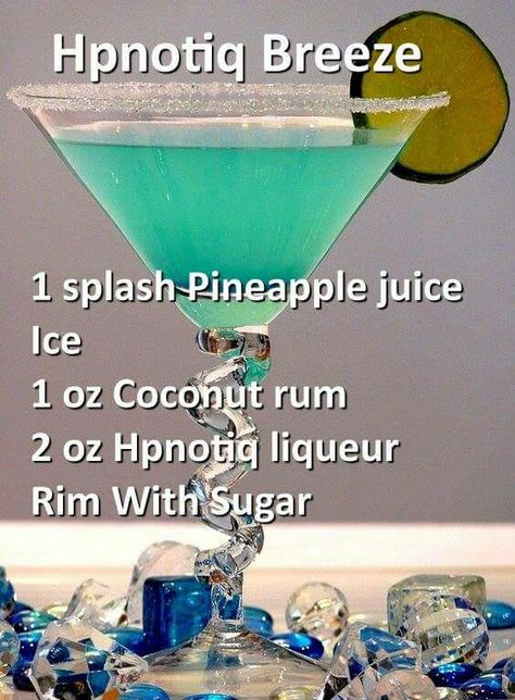 Hypnotic Drinks, Blue Drink, Fashion 60s, Alcholic Drinks, Mixed Drinks Alcohol, Yummy Alcoholic Drinks, Liquor Drinks, Alcoholic Drink, Boozy Drinks