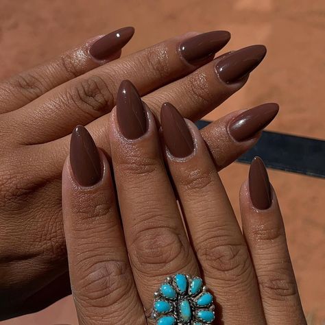 27 Classy Brown Fall Nail Ideas: Designs, Shapes, and Trends for Every Style Medium Almond Nails Fall, Early Fall Gel Nails, Short Brown Almond Nails, Brown Short Almond Nails, Dip Powder Nails Fall Colors, October Almond Nails, Shirt Almond Nails, Brown Almond Nails Design, Fall Nails Solid Color