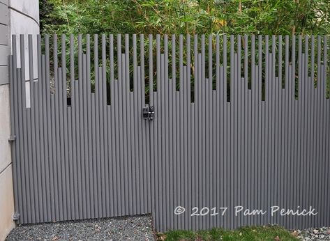 Pvc Fence Gate, Modern Fence Design Metal, Pvc Fence Ideas, Fence Design Modern Steel, Outdoor Gate Design, Sidewalk Border, Pipe Gate Design, Pipe Fence, Vertical Slats