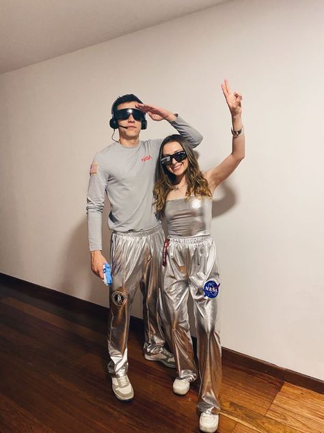 Space Day Dress Up Ideas, Couple Space Costumes, Cosmic Halloween Costume, Men’s Astronaut Costume, Space Theme Party Outfit Men, Outer Space Homecoming Theme Outfits, Mens Space Costume, Space Costume Women Diy, Astronaught Costume