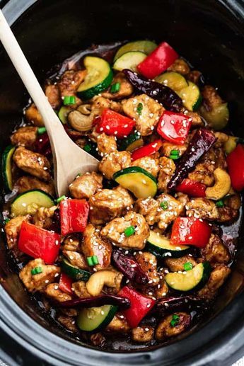 Slow Cooker Kung Pao Chicken, Resep Makanan Beku, Chinese Food Recipes, Flat Belly Foods, Cibo Asiatico, Mapo Tofu, Sweet And Spicy Sauce, Healthy Slow Cooker, Diet Vegetarian