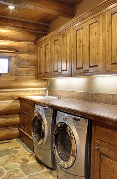 Design Hall, Rustic Laundry Rooms, Log Cabin Living, Log Home Living, Log Home Interiors, Log Cabin Ideas, Log Home Decorating, Log Cabin Decor, Cabin Living