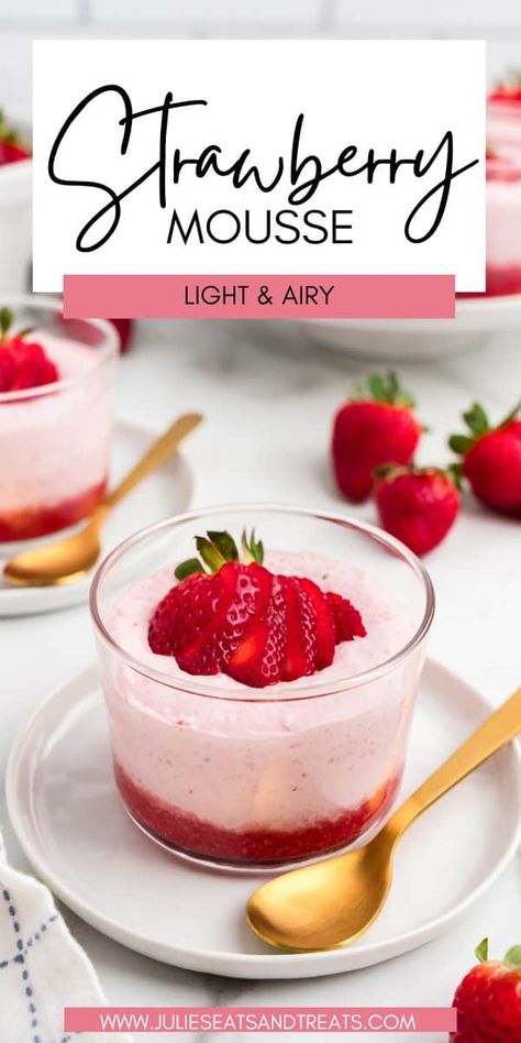 Mini Trifle Desserts, Strawberry Mousse Recipe, Easy Fruit Pizza, White Chocolate Cheesecake, Strawberry Mousse, Easy Summer Desserts, Refreshing Desserts, Summer Dessert Recipes, Mousse Recipes