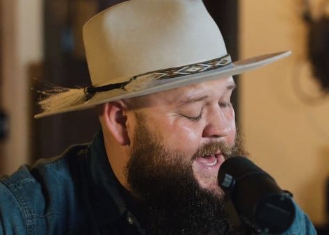 Larry Fleet Is A Bad*ss #CountryMusic #Videos Larry Fleet, Luke Combs, Dope Hats, Jake Owen, Country Stars, Golf Tournament, Country Boys, A Bad, Country Music