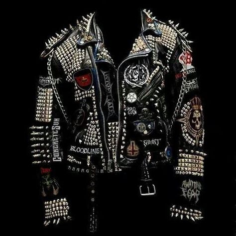 Punk Aesthetic Men, Battle Jackets, Punk Fashion Diy, Punk Jacket, Estilo Punk Rock, Punk Style Outfits, Aesthetic Men, Custom Leather Jackets, Studs And Spikes