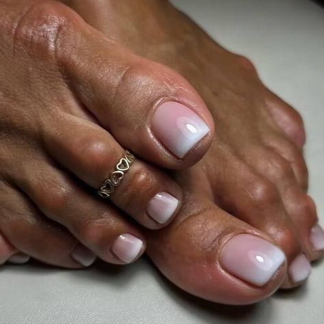 French Pedicure Colors, Chrome Toes, French Tip Toe Nails, Orange Toe Nails, French Tip Pedicure, Pedi Designs, Toe Nail Colors, French Pedicure Designs, Toe Nail Design