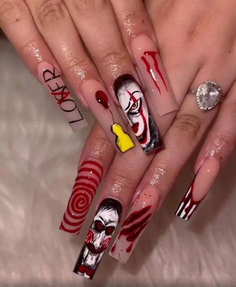 Halloween Nails Freddy And Jason, It Clown Nails, It Nails Stephen King, Nail Designs For October, Nails For October, Trendy Halloween Nails, Spooky Nail Designs, Spooky Nail, Scary Nails