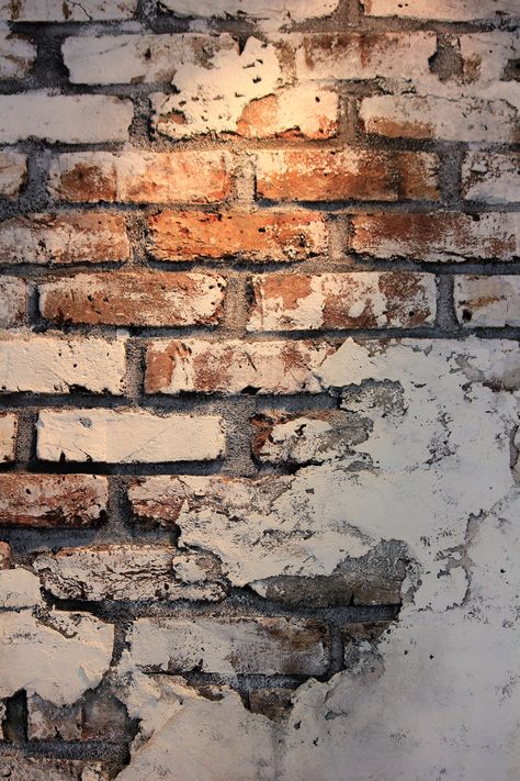 German Smear Brick Wall - FAT Paint German Smear Brick, Interior Industrial, Old Brick Wall, Faux Brick Walls, Brick Texture, Exposed Brick Walls, Faux Brick, Peeling Paint, Old Bricks