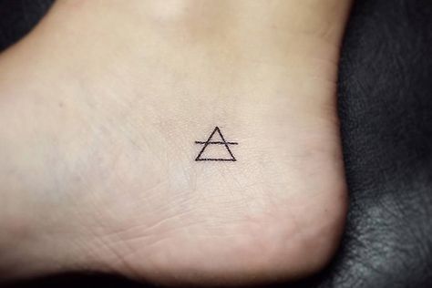 Transcend Tiny Foot Tattoos, Font Tato, Small Foot Tattoos, Glyph Tattoo, Explore Tattoo, Foot Tattoos For Women, Tasteful Tattoos, Tattoos Geometric, Most Popular Tattoos