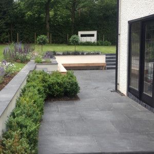 Bluestone Paving, Grass Driveway, South Woodford, Slate Paving, Grey Paving, Patio Paving, Slate Patio, Garden Screen, Grey Slate