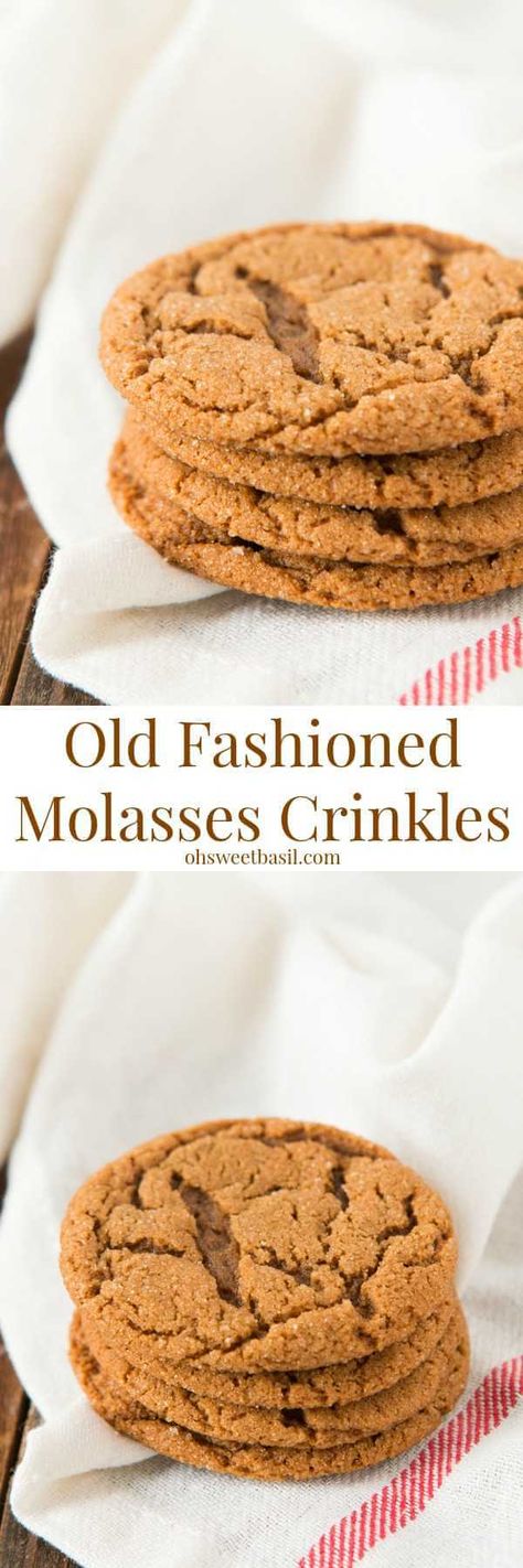 Our favorite old fashioned chewy molasses crinkles recipe ohsweetbasil.com Molasses Crinkles Recipe, Molasses Crinkles, Old Fashioned Molasses Cookies, Crinkles Recipe, Cookies Monster, Molasses Cookies Recipe, Cookies To Make, Oh Sweet Basil, Best Cookies